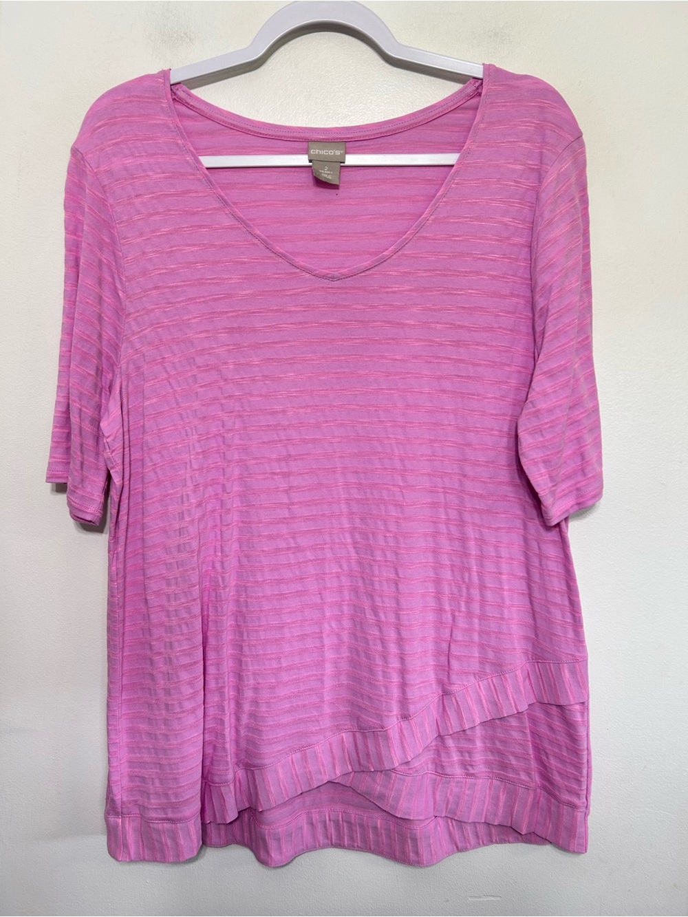 Chicos Bundle of 2 Layered Hem Striped V Neck Shirts Womens Size 12 Blue & Pink - Picture 8 of 13